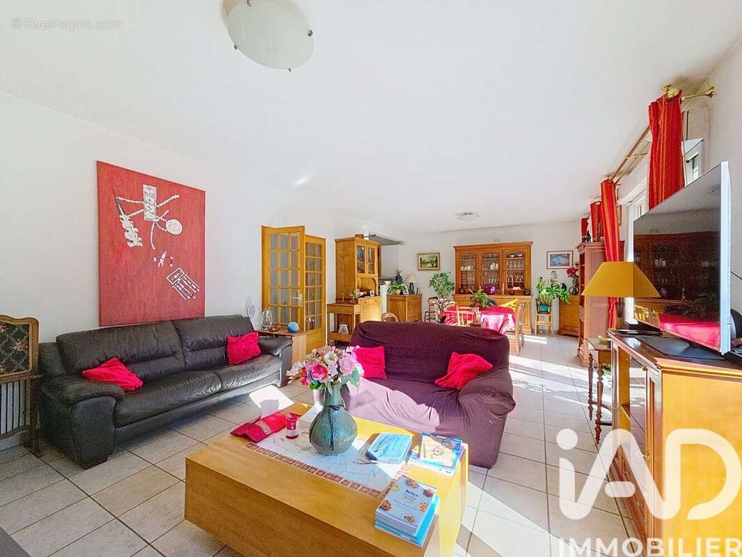 Photo 9 - Maison à SURESNES