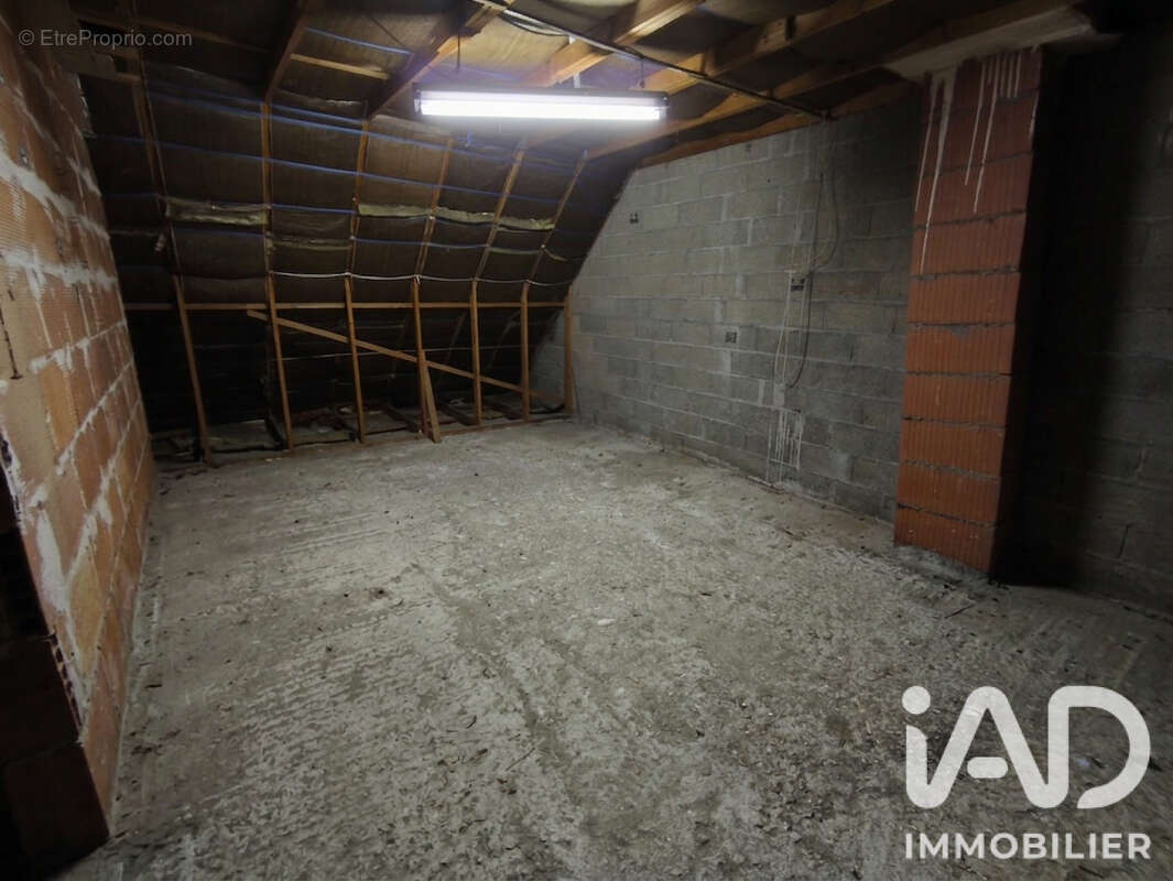 Maison 88 m² à Saint-Aubin-Des-Bois  - photo 9
