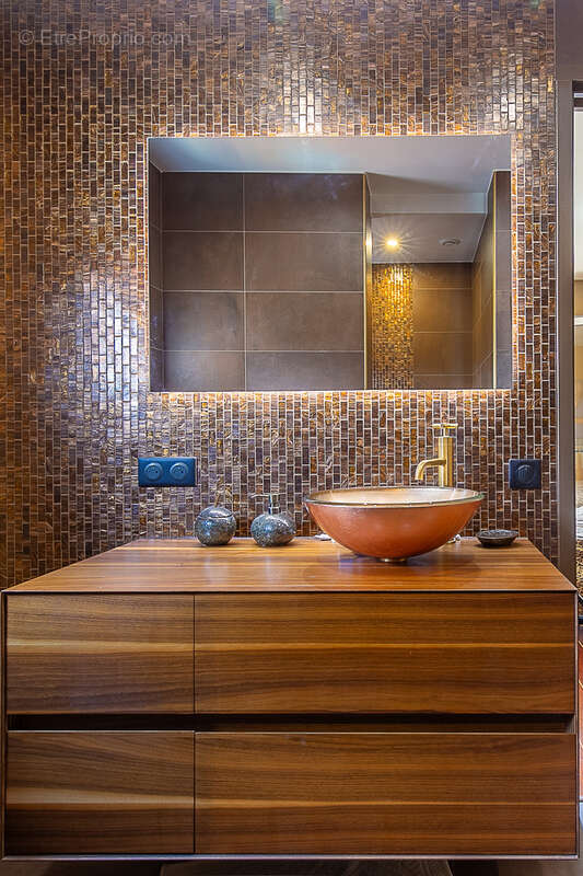 Appartement à MARSEILLE-6E