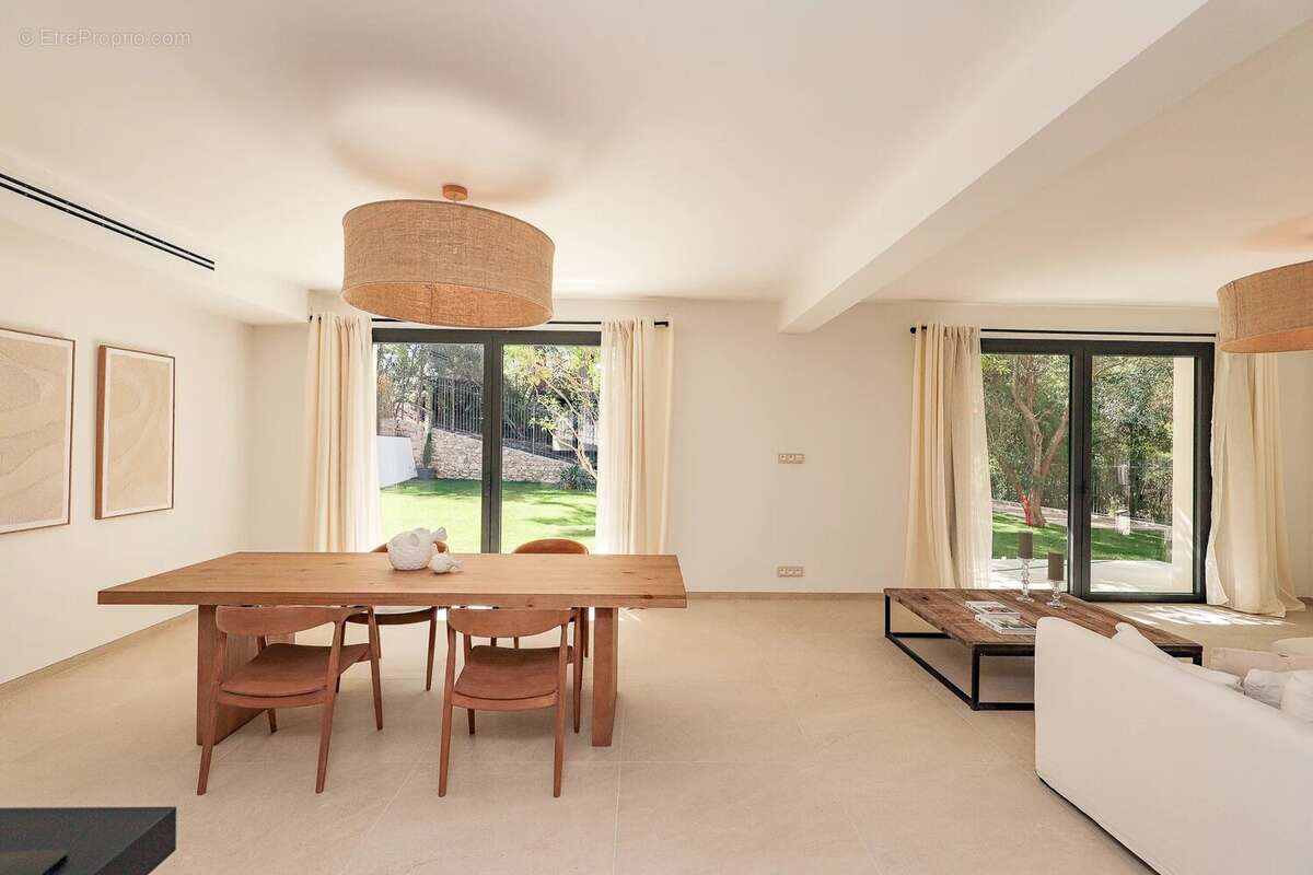Maison à CANNES