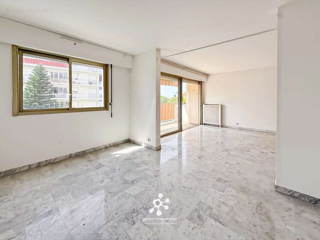 Appartement à CAGNES-SUR-MER