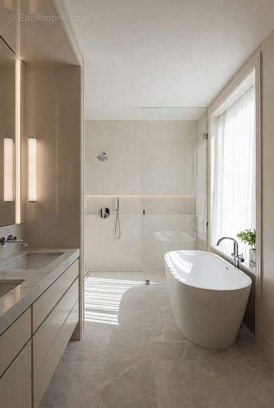 Appartement à COURBEVOIE
