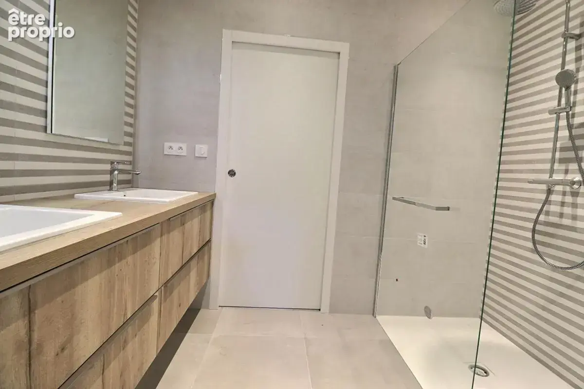 ANGERS LA MADELEINE  Maison d'architecte - 202,80 m² habitables - photo 6