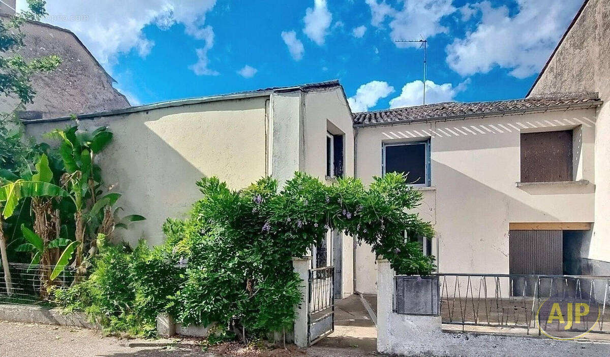 Maison à SAINT-ANTOINE-DE-BREUILH