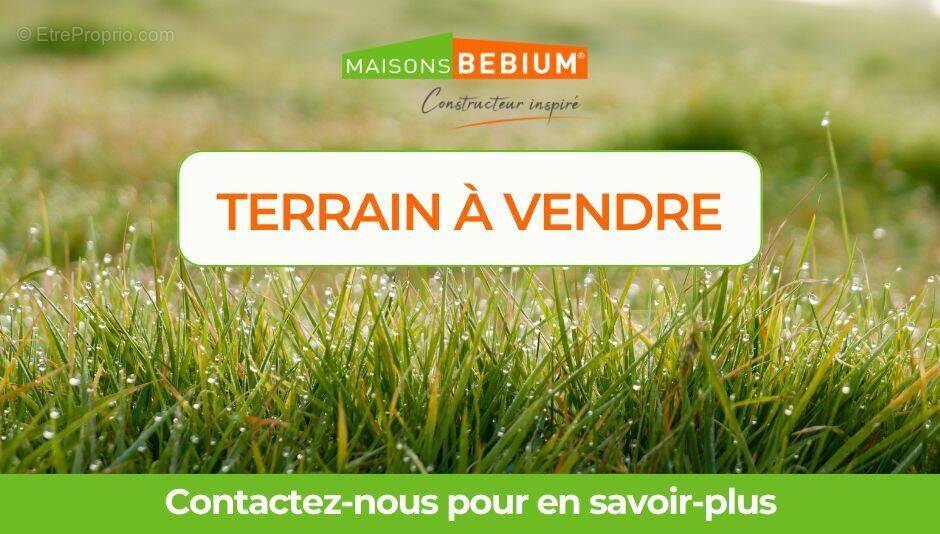 Terrain à VENDEUVRE-DU-POITOU