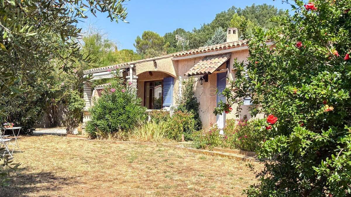 Maison 86 m² à Seillons-Source-D'argens  - photo 4