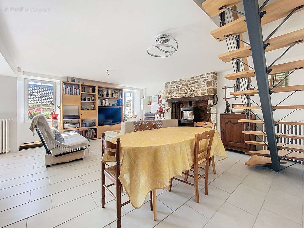 Maison à SORTOSVILLE-EN-BEAUMONT