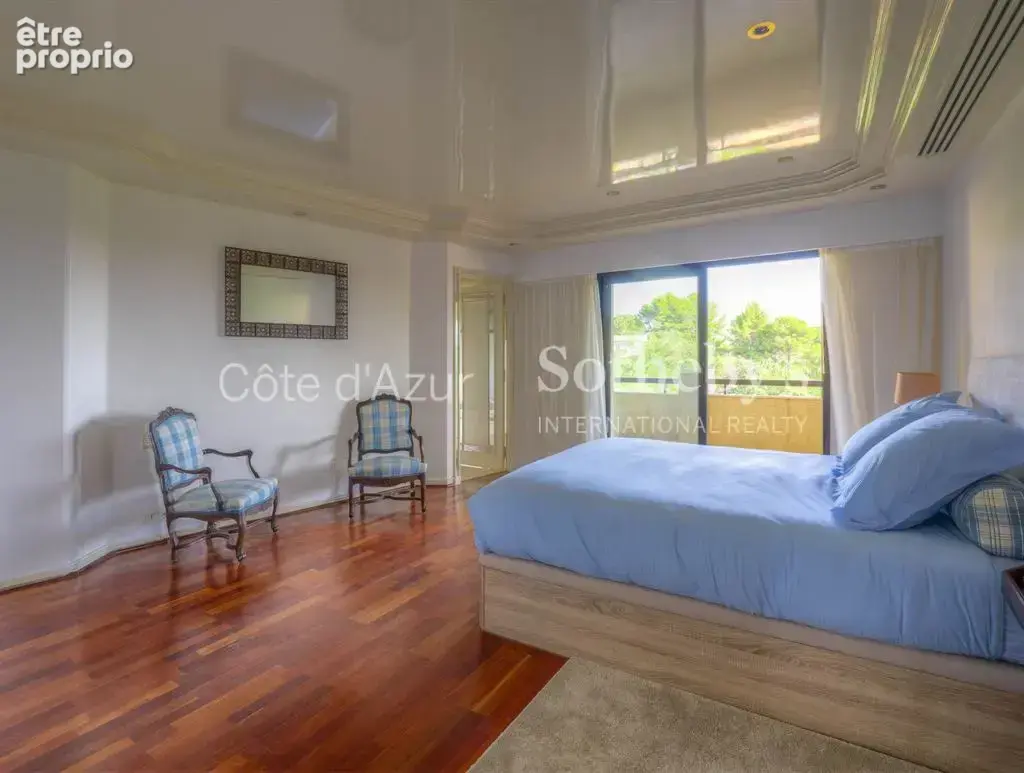 Mougins, grand appartement en dernier étage avec terrasses et vue mer - photo 8