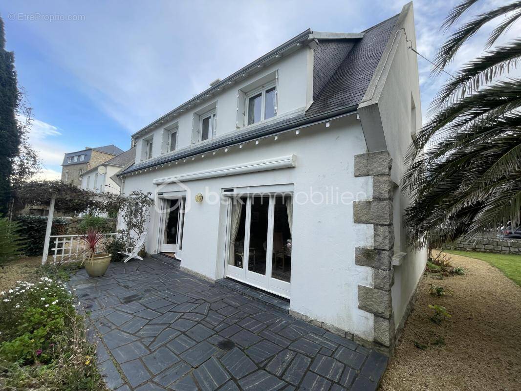 Maison à TREBEURDEN