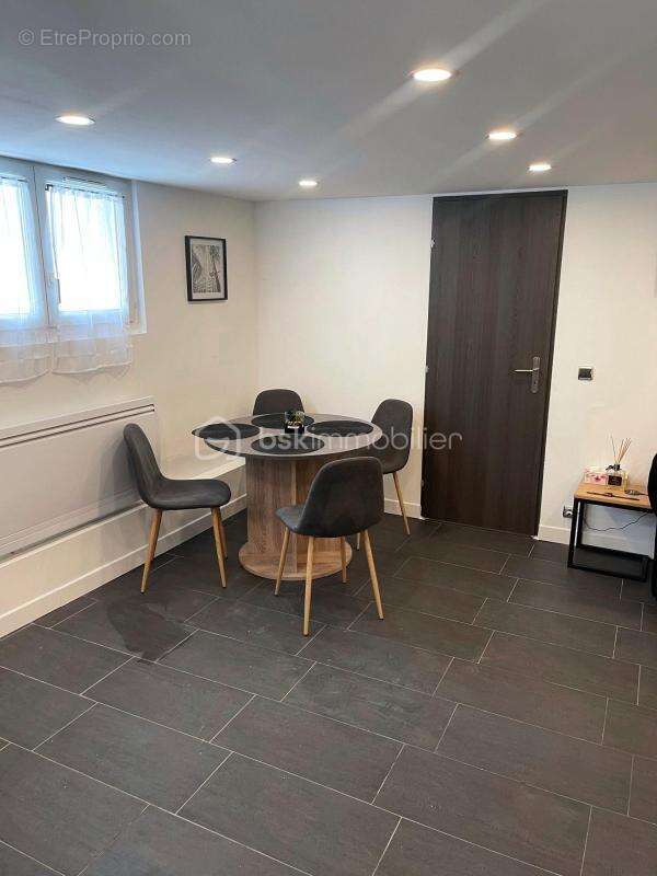 Appartement à LIVRY-GARGAN