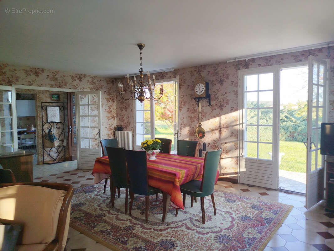 Maison à SAUVETERRE-DE-GUYENNE