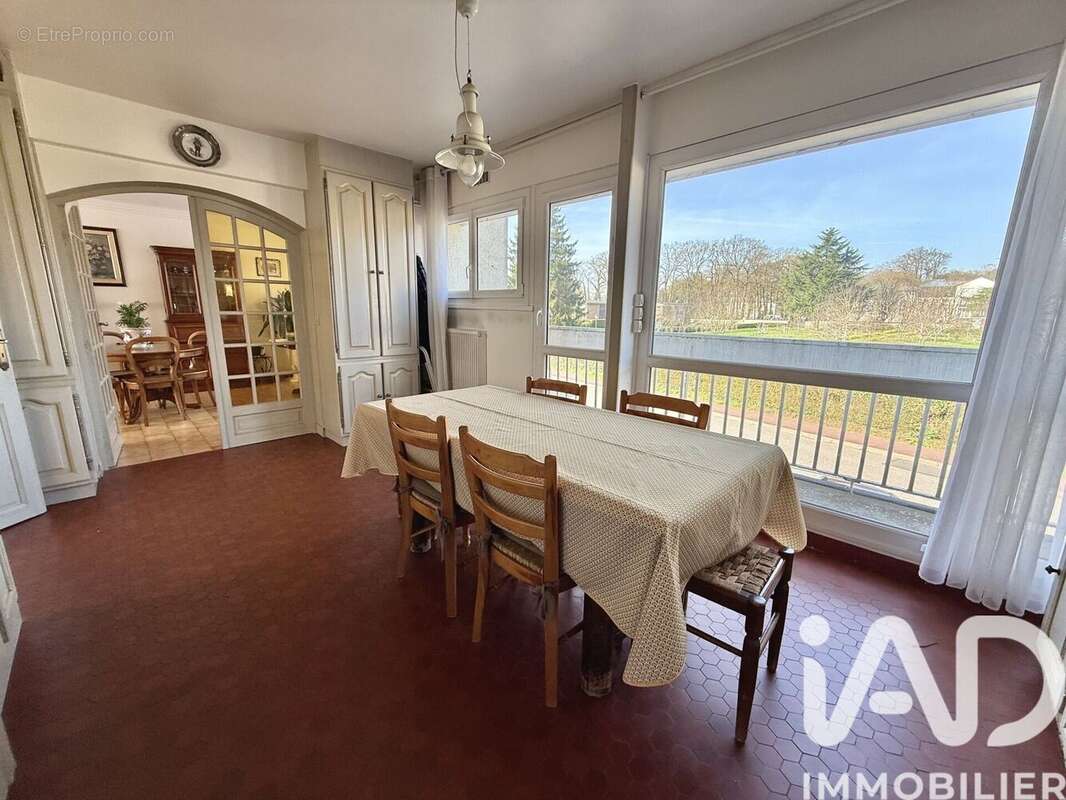 Photo 4 - Appartement à MONTIGNY-LE-BRETONNEUX