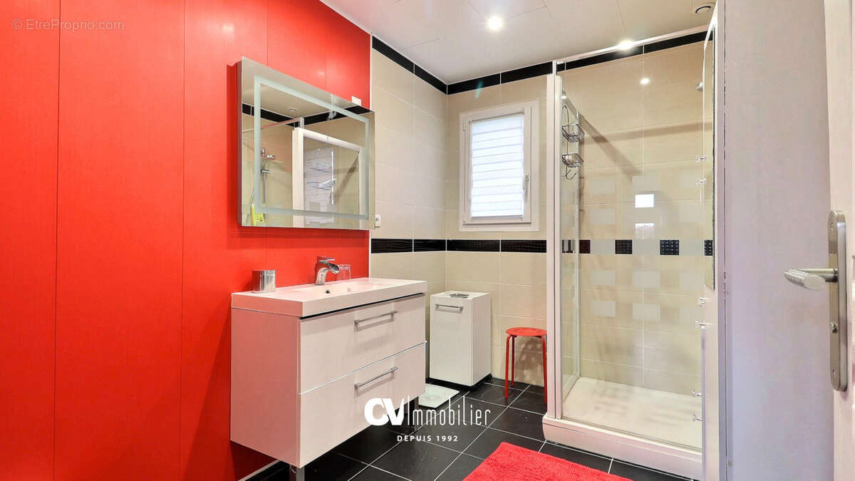 Maison à TOURVILLE-LA-CAMPAGNE