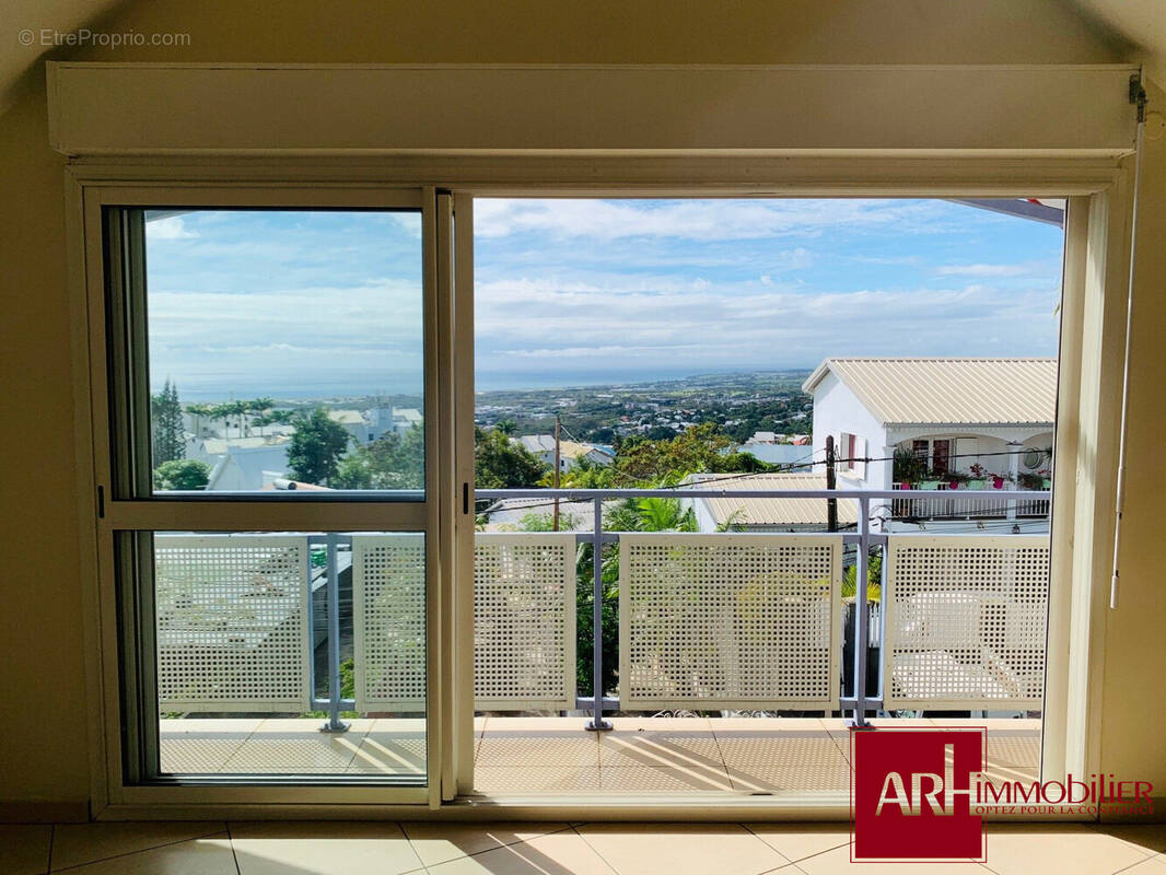 Appartement à SAINT-DENIS