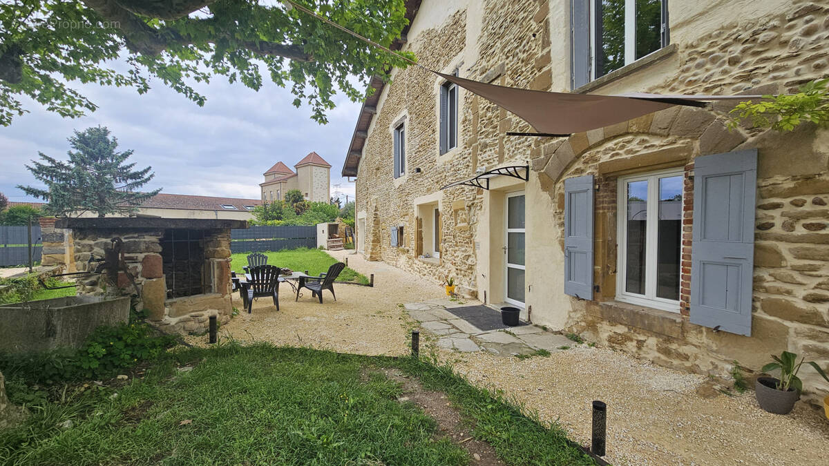 Maison à MARSAZ