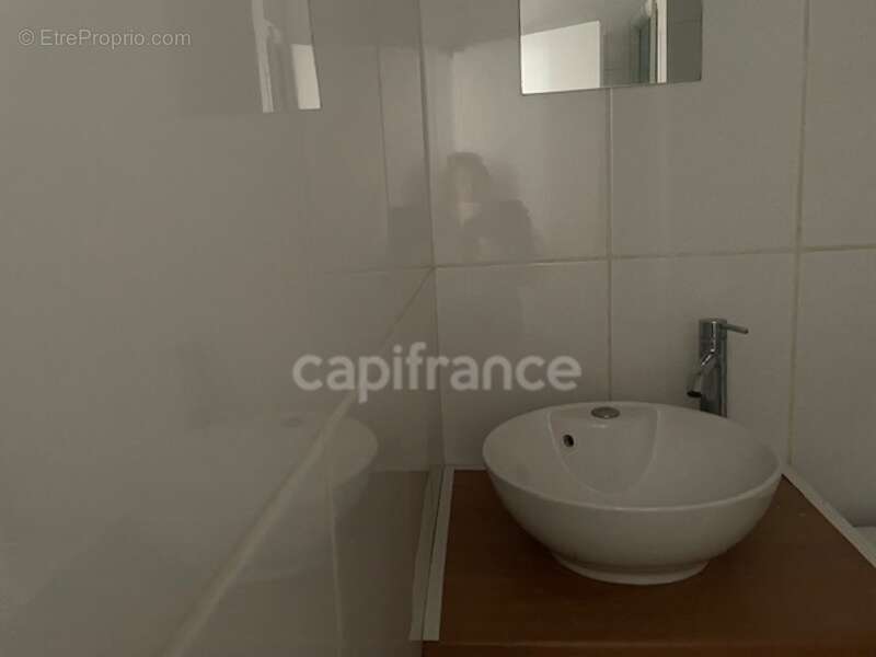 MARSEILLE 7eme ARRT Quartier Saint Lambert Appartement à vendre 2 pièces, 2eme étage SUD - photo 5
