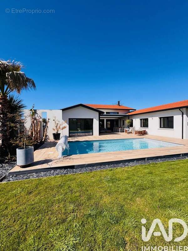 Photo 2 - Maison à MIOS