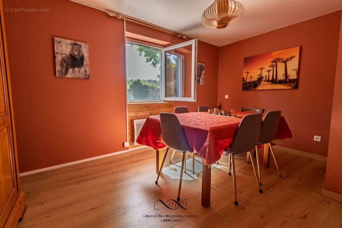 Maison 121 m² à Villardebelle  - photo 5