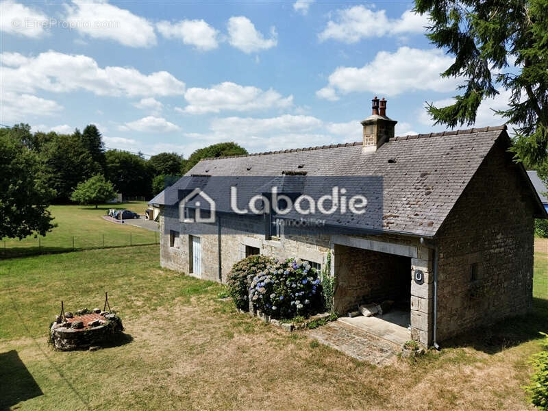 Maison en pierres avec dépendances à 10km de Vire - photo 15