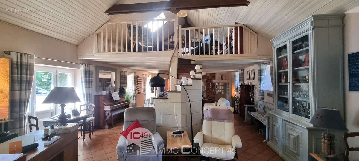 Maison à MURS-ERIGNE