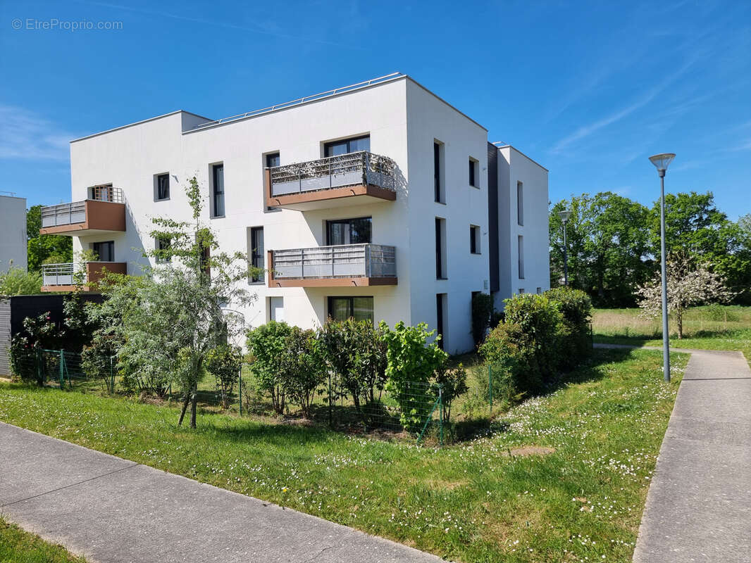 Appartement à SAINT-ERBLON