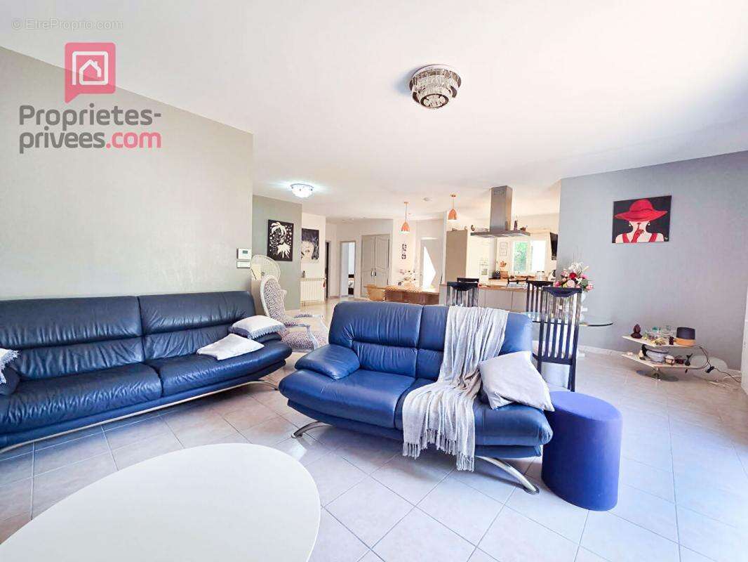 Maison à SAINT-PAUL-LES-FONTS