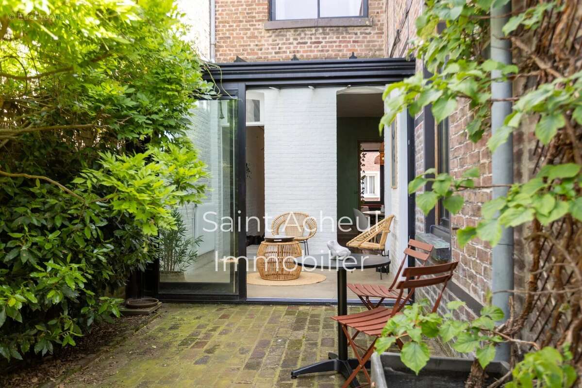 Amiens Quartier Saint Acheul /  Grande Maison avec jardin - photo 10