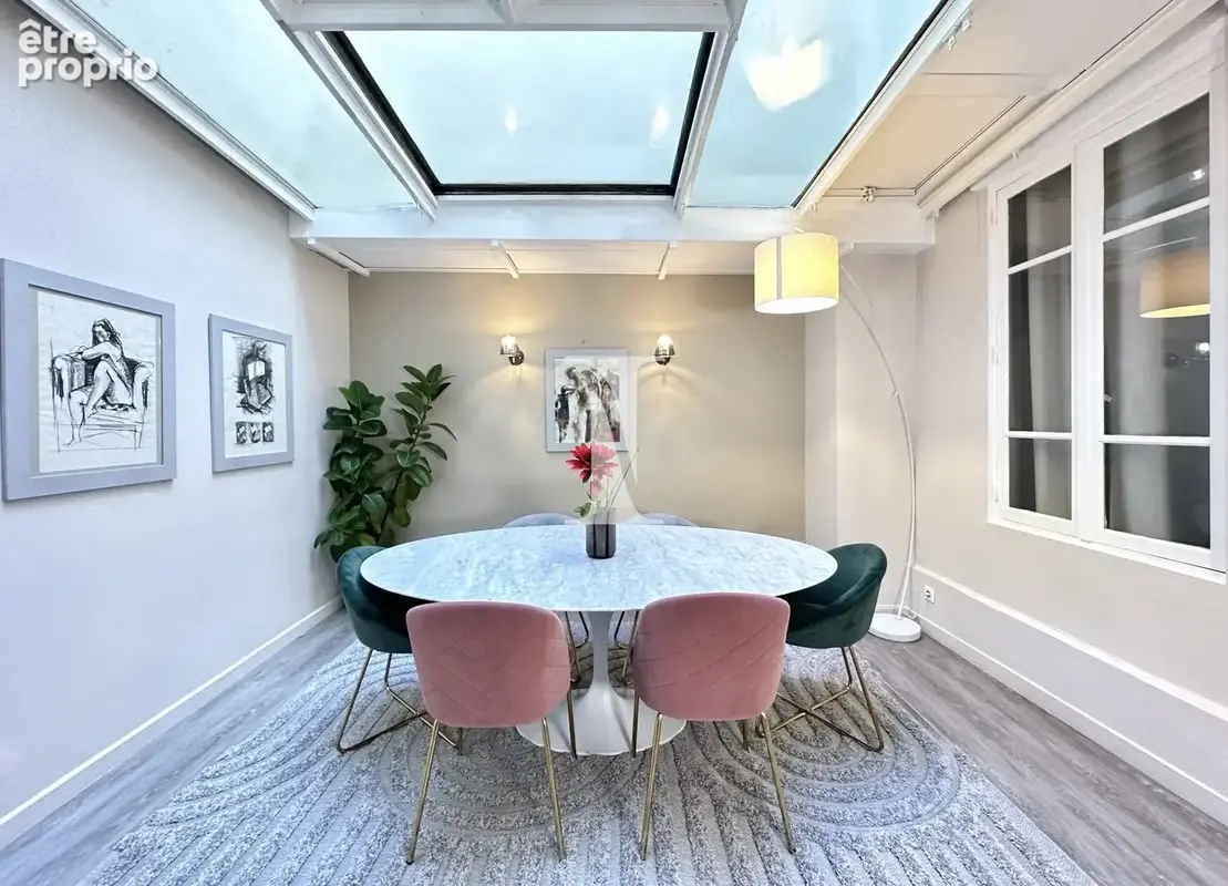 Appartement 85 m² à Paris-7e  - photo 3