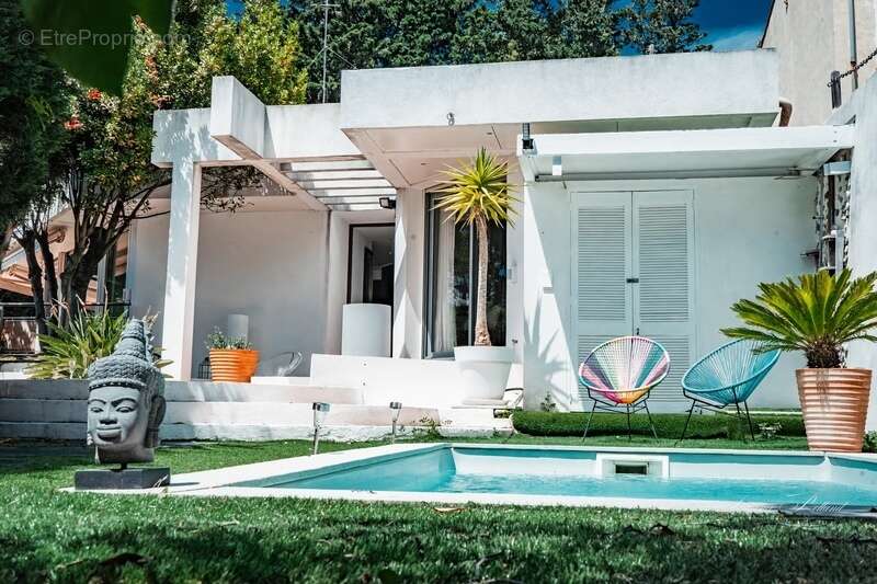 Maison à MARSEILLE-7E