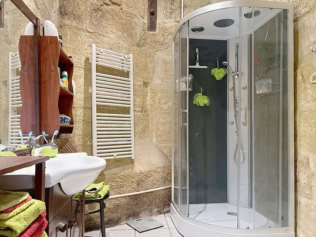 Maison à SAINT-BONNET-DU-GARD