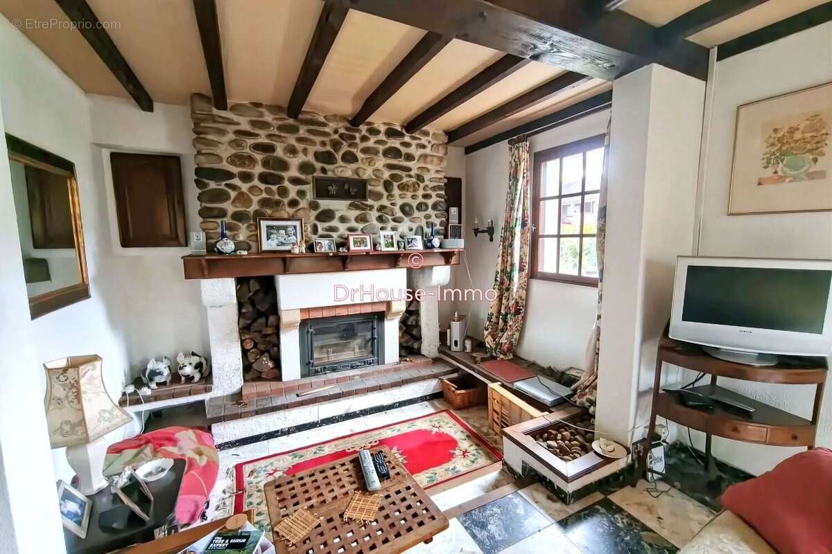 Maison à MONEIN