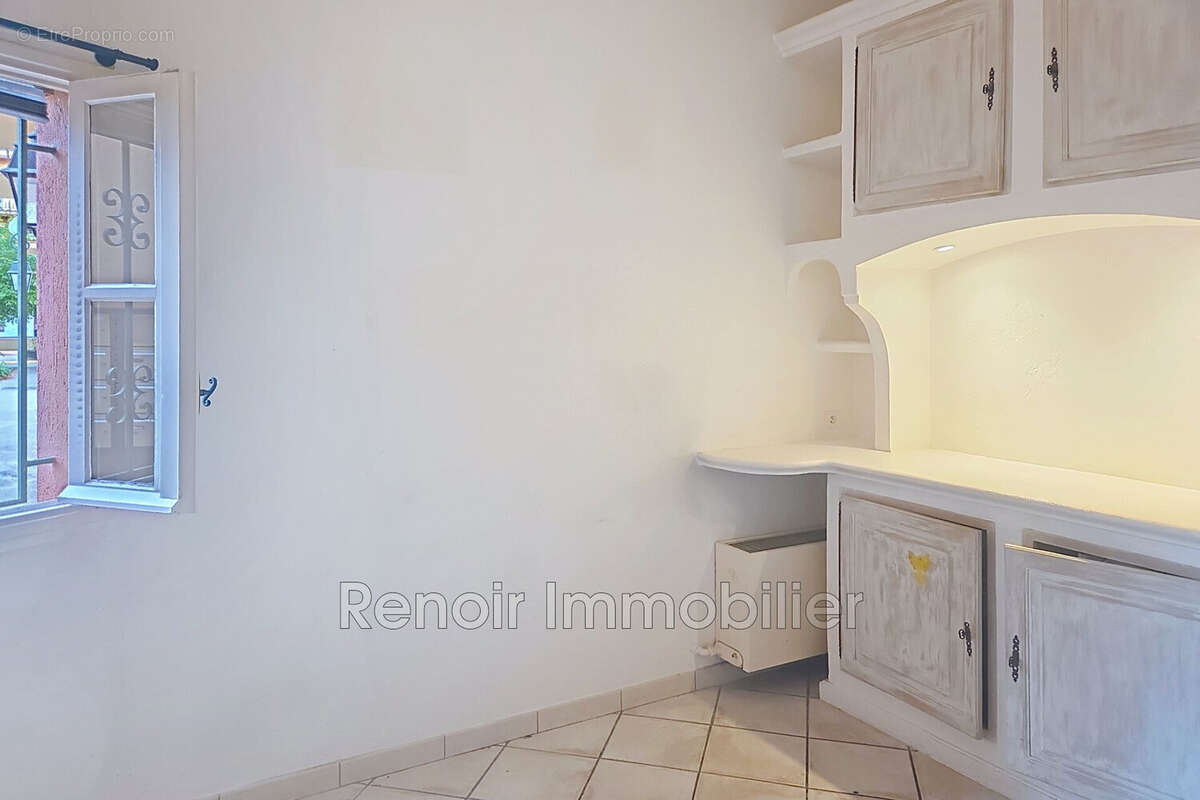 Appartement à VILLENEUVE-LOUBET