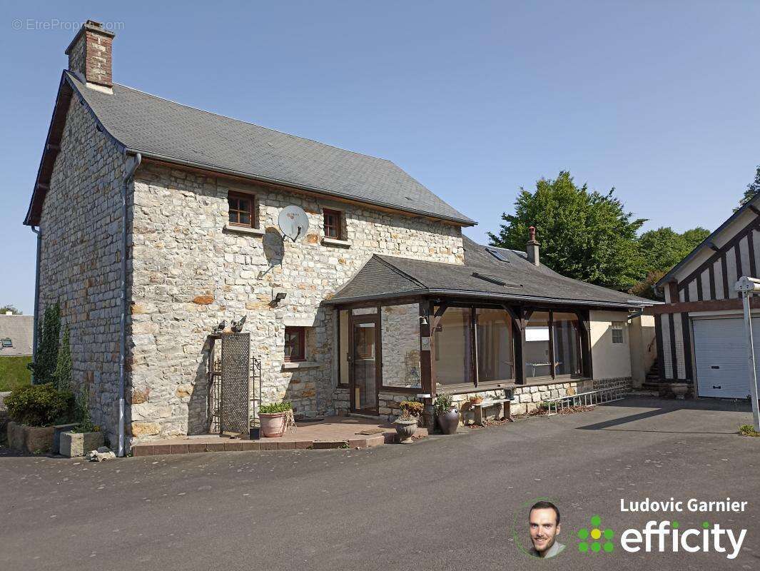 Maison à MORTAIN