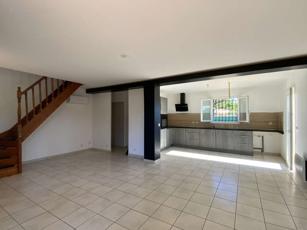 Villa 3 chambres sur terrain 600 m2. - photo 2
