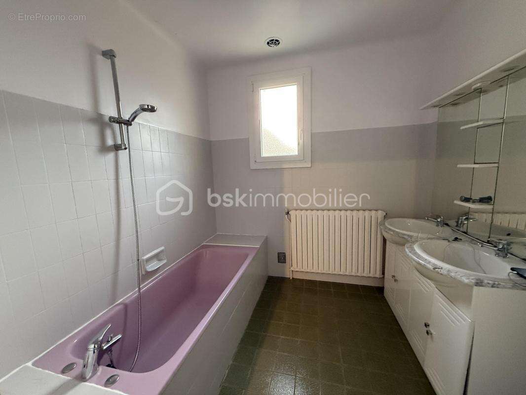 Maison à LE LOROUX-BOTTEREAU