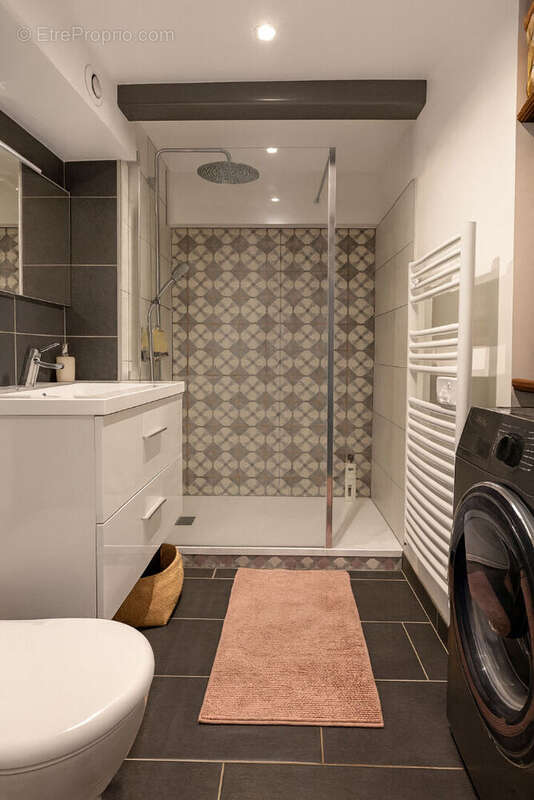 Appartement à TASSIN-LA-DEMI-LUNE