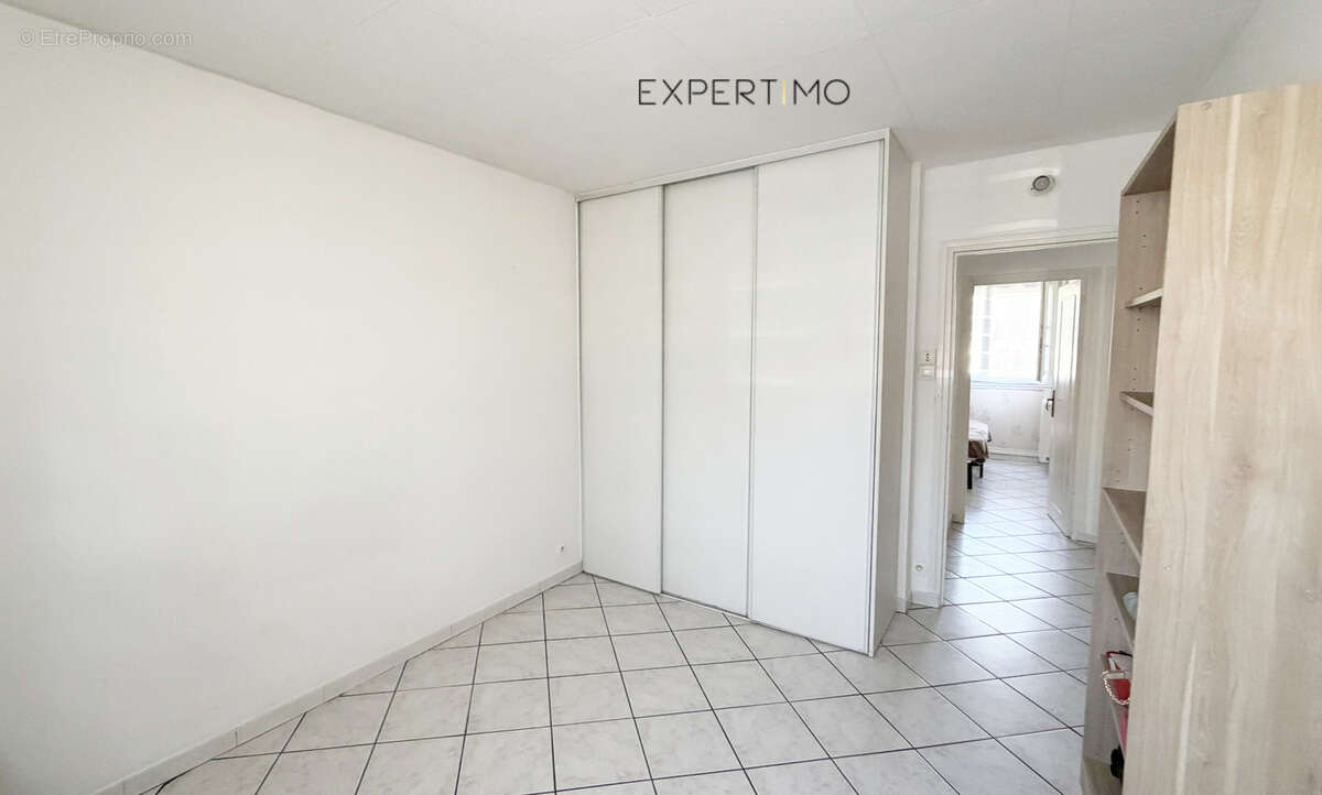 Appartement à SEYSSINET-PARISET