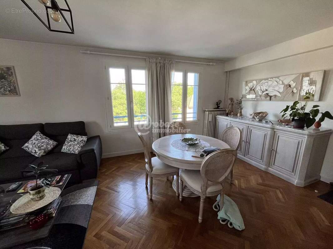 Appartement à MARSEILLE-8E