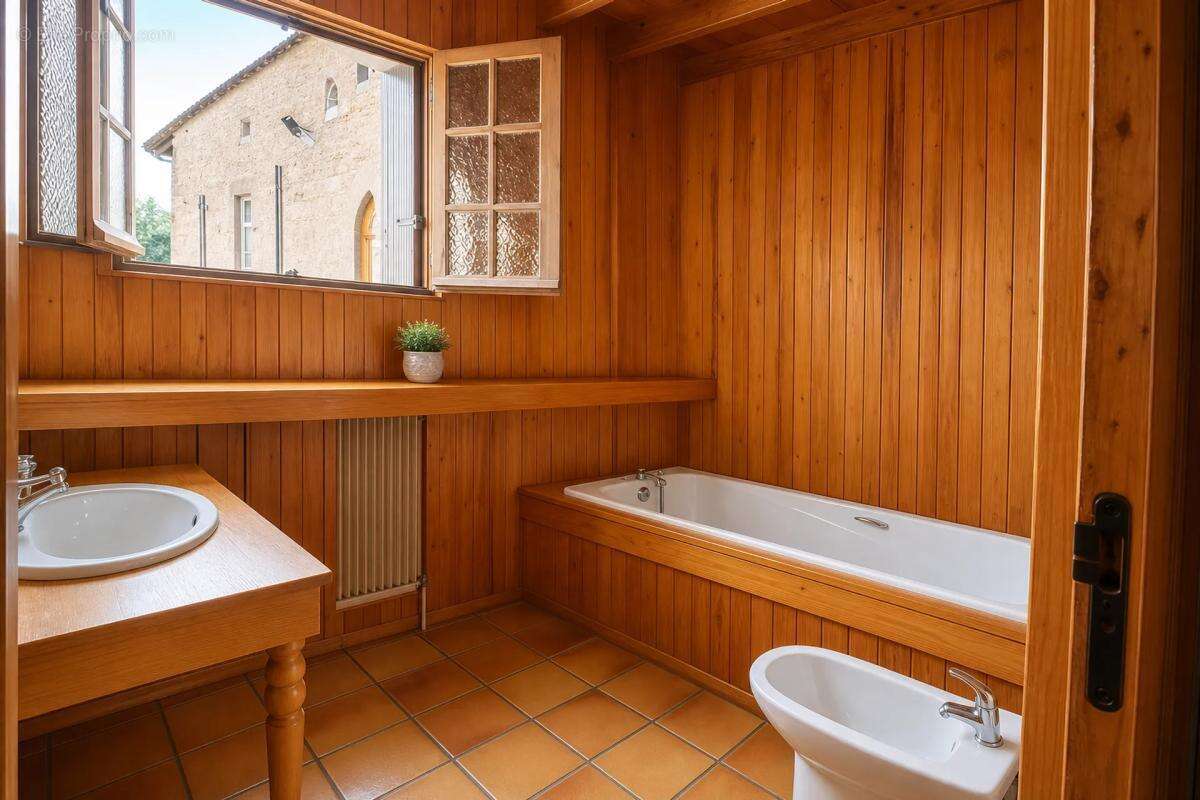 Maison spacieuse avec jardin à Le Poislay - photo 4