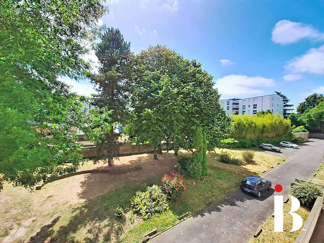 À VENDRE  Appartement T4 lumineux et au calme, secteur Beauséjour - photo 2