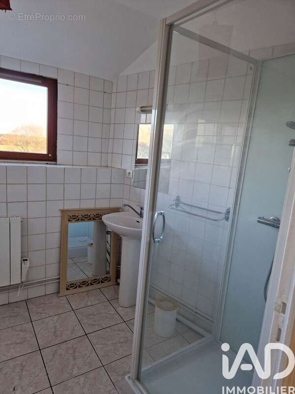 Photo 9 - Appartement à LA RIVIERE-SAINT-SAUVEUR