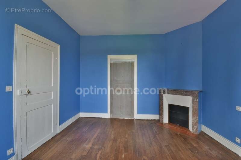 Maison à ARGENTON-SUR-CREUSE