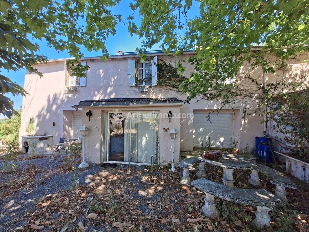 Maison à LE MASNAU-MASSUGUIES