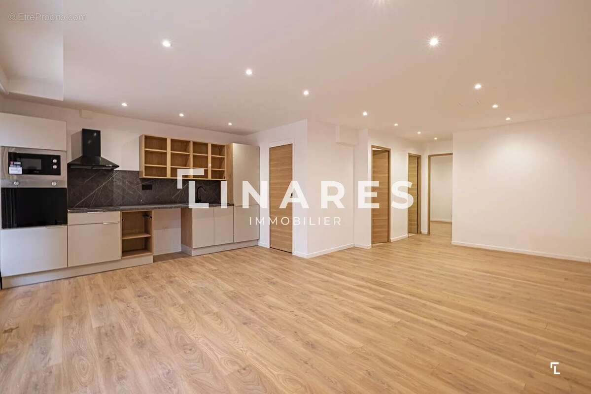 Appartement à MARSEILLE-12E
