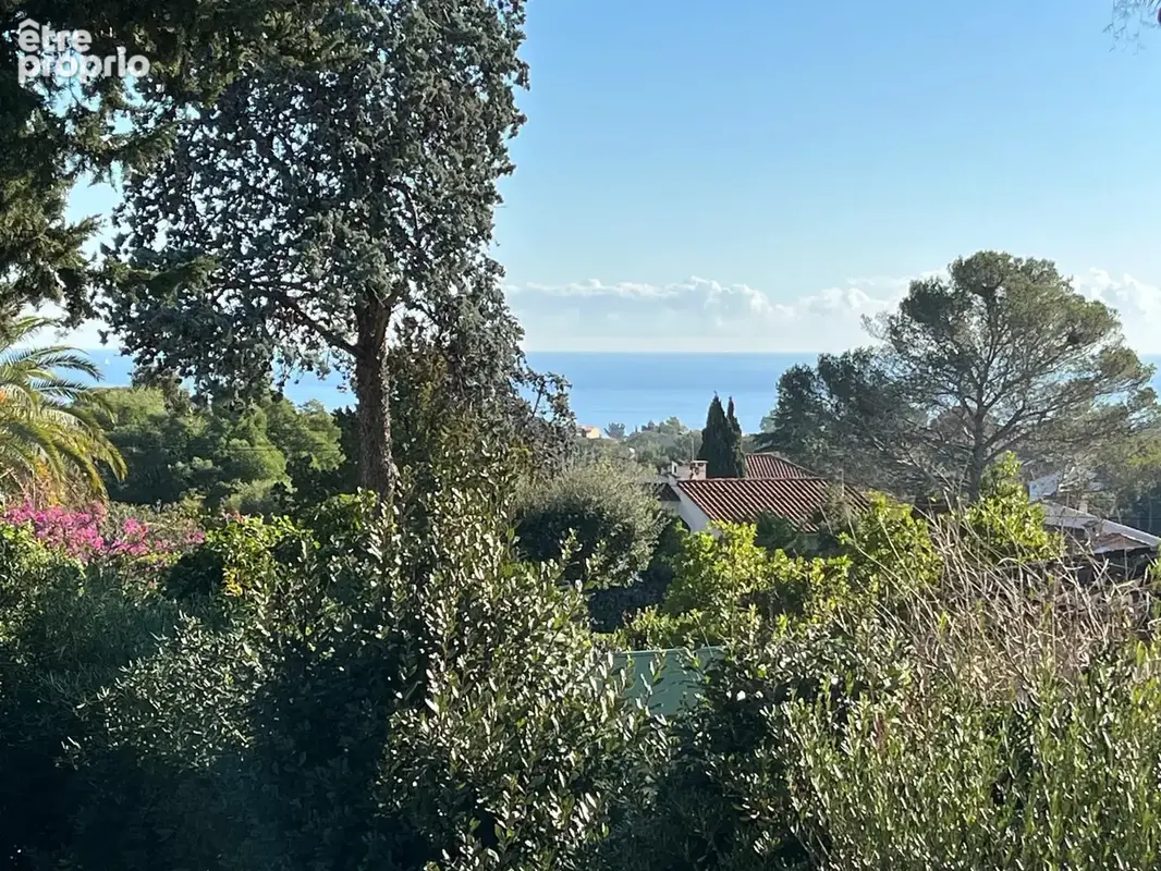 Photo 1 - Maison à FREJUS