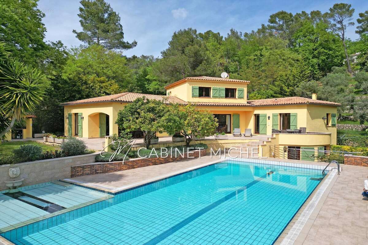 Maison à LE ROURET