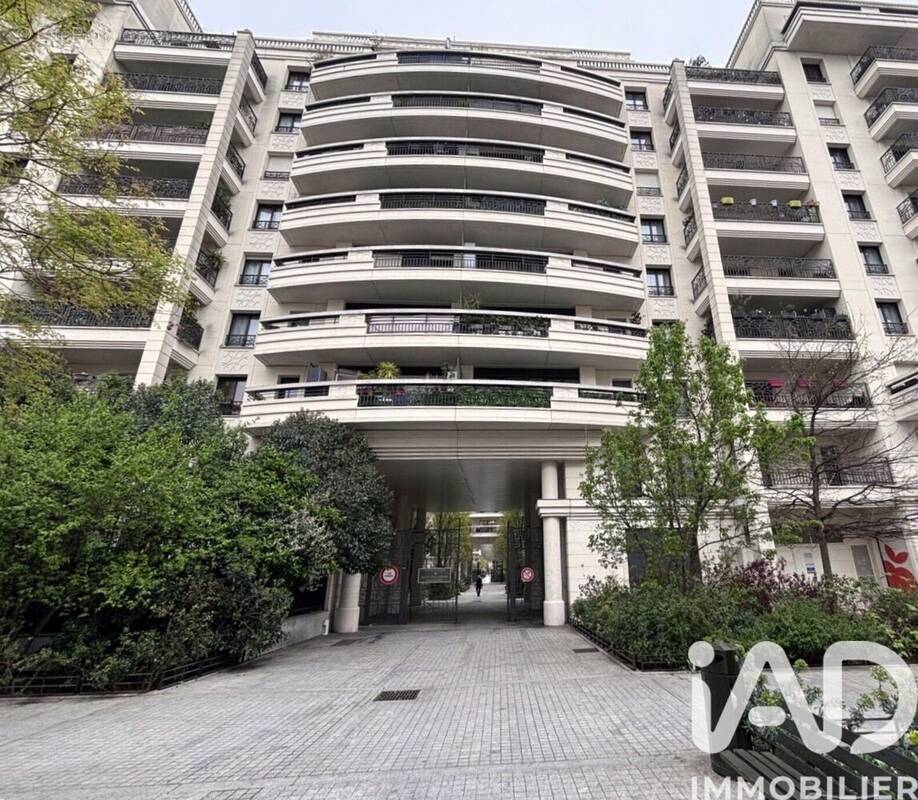 Photo 1 - Appartement à LEVALLOIS-PERRET