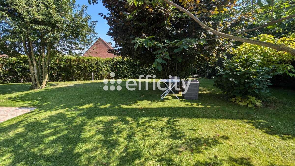 Maison à GONDECOURT