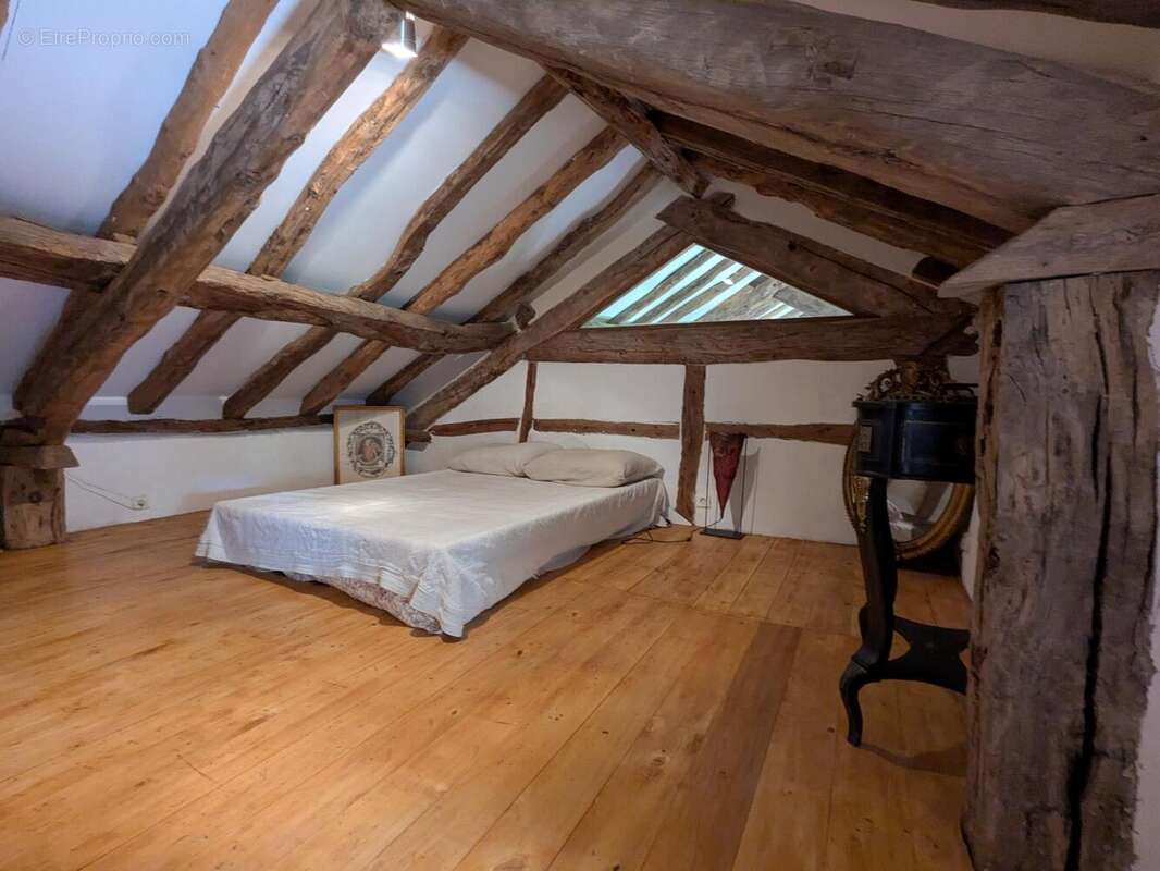 Maison 215 m² à Saint-Projet  - photo 9