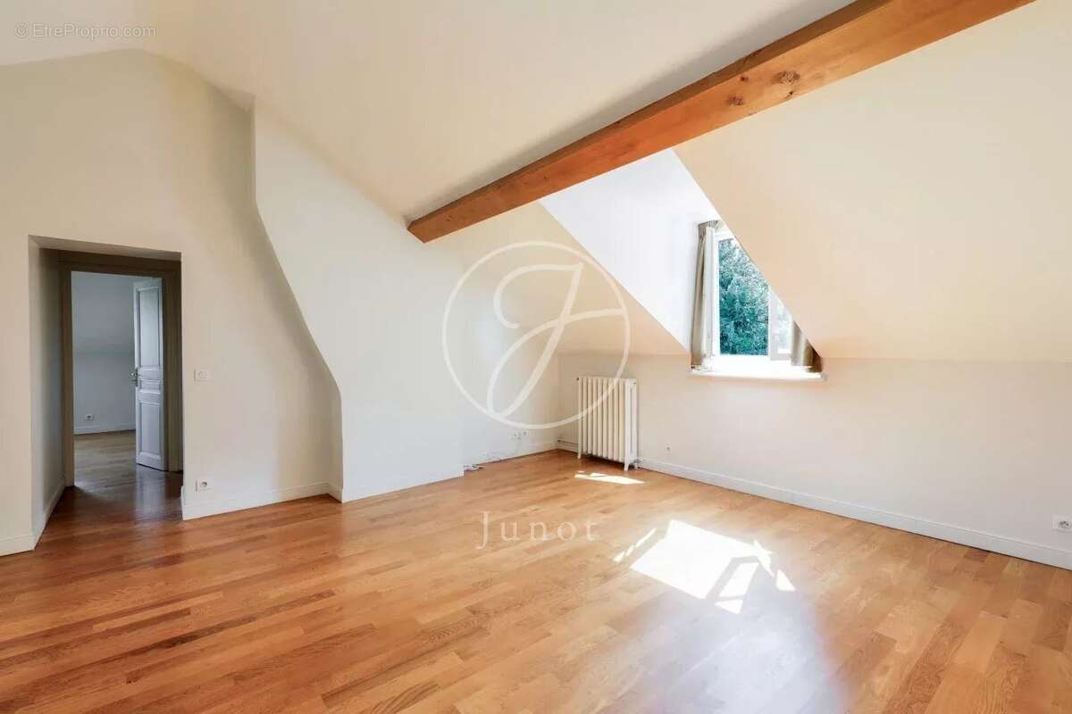 Maison à VERSAILLES